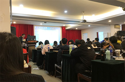 公司安排外出培訓，我與斜齒行星減速機親密度再升級